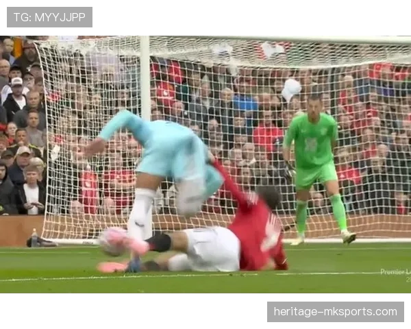 禁区拉拽判罚到底该不该吹?裁判为什么这么难把握尺度 禁区拉拽判罚到底该不该吹?裁判为什么这么难把握尺度