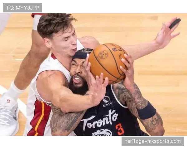 英格拉姆中距离投篮效率提升明显 带动球队攻防节奏变化